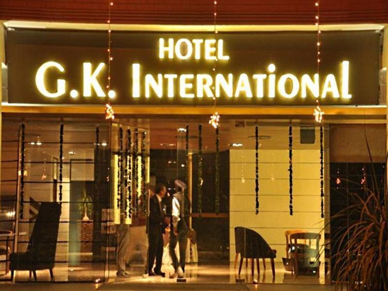 Hotel Gk International Chandīgarh Exterior foto