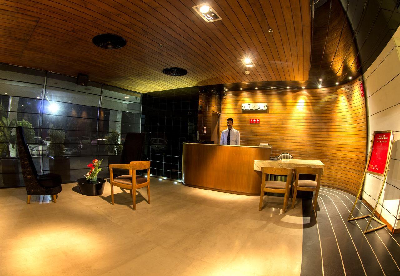 Hotel Gk International Chandīgarh Exterior foto