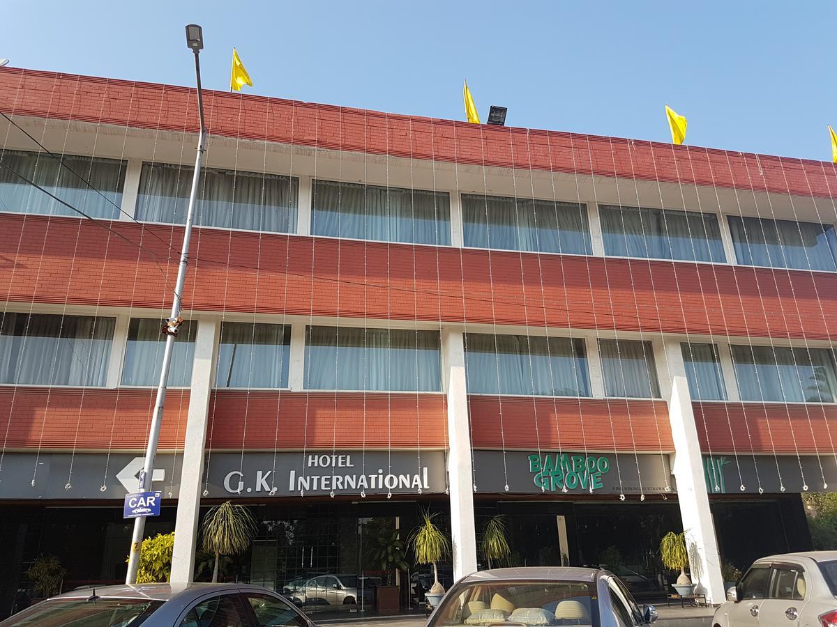 Hotel Gk International Chandīgarh Exterior foto